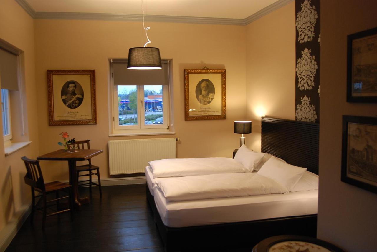 Gut Staudham Gasthof Und Events Hotel *